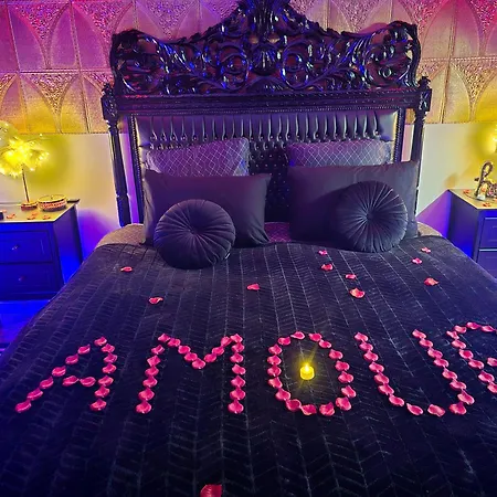 Maison Equipee Avec Petit Dejeuner Gratuit - Balneo- Sauna - Siege Massant Et Piece Secrete * Brachy