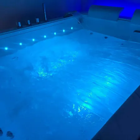 Maison équipée Avec Petit Déjeuner Gratuit - Balnéo- Sauna - Siège Massant Et Pièce Secrète Brachy