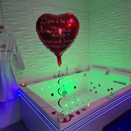 Maison Equipee Avec Petit Dejeuner Gratuit - Balneo- Sauna - Siege Massant Et Piece Secrete * Brachy