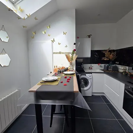 러브호텔 Maison Equipee Avec Petit Dejeuner Gratuit - Balneo- Sauna - Siege Massant Et Piece Secrete